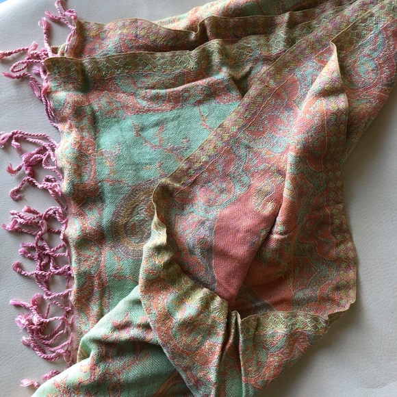 Multicolored scarf - Picture 2 of 2